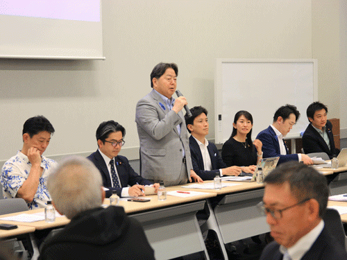 第８回研究会の様子